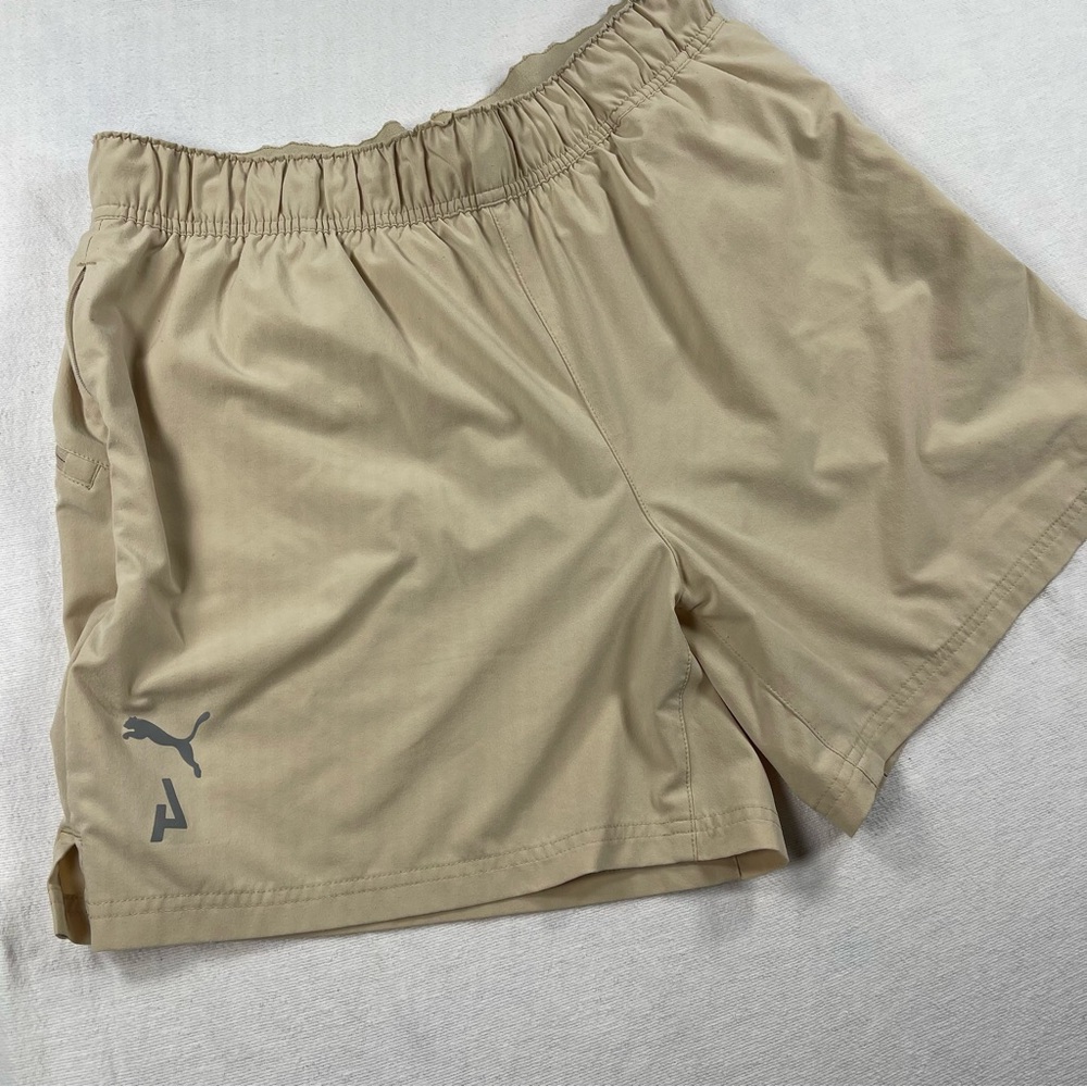 Puma Seasons Beige 5” inseam Athletic Shorts zip pockets tan running hiking